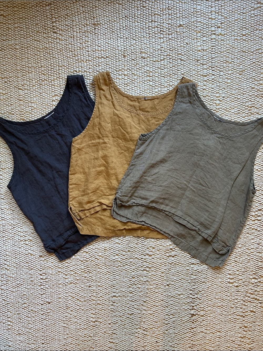 Parachute linen tank tops bundle of 3